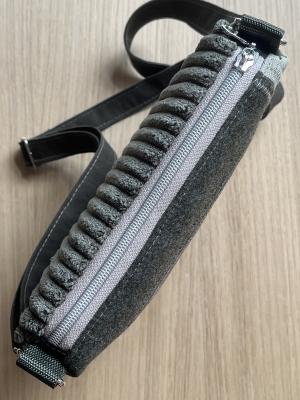 "Flickenwerk II/5" (khaki-beige) - SCHAFE